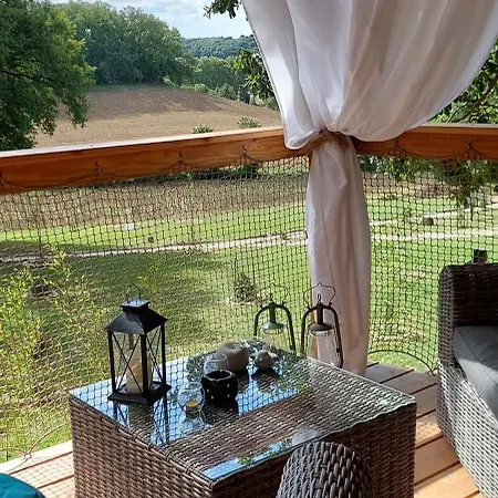 Lodge Les De Sarrant